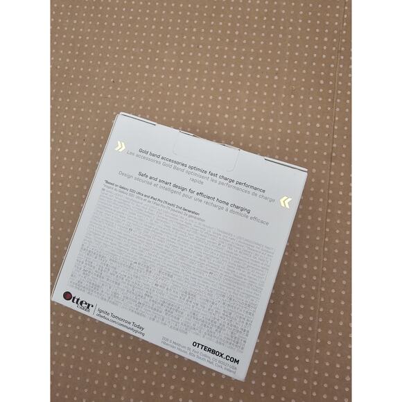 New OtterBox USB-C to USB-C Fast Charge Wall Charging Kit (20W) Apple Samsung LG - Picture 4 of 6